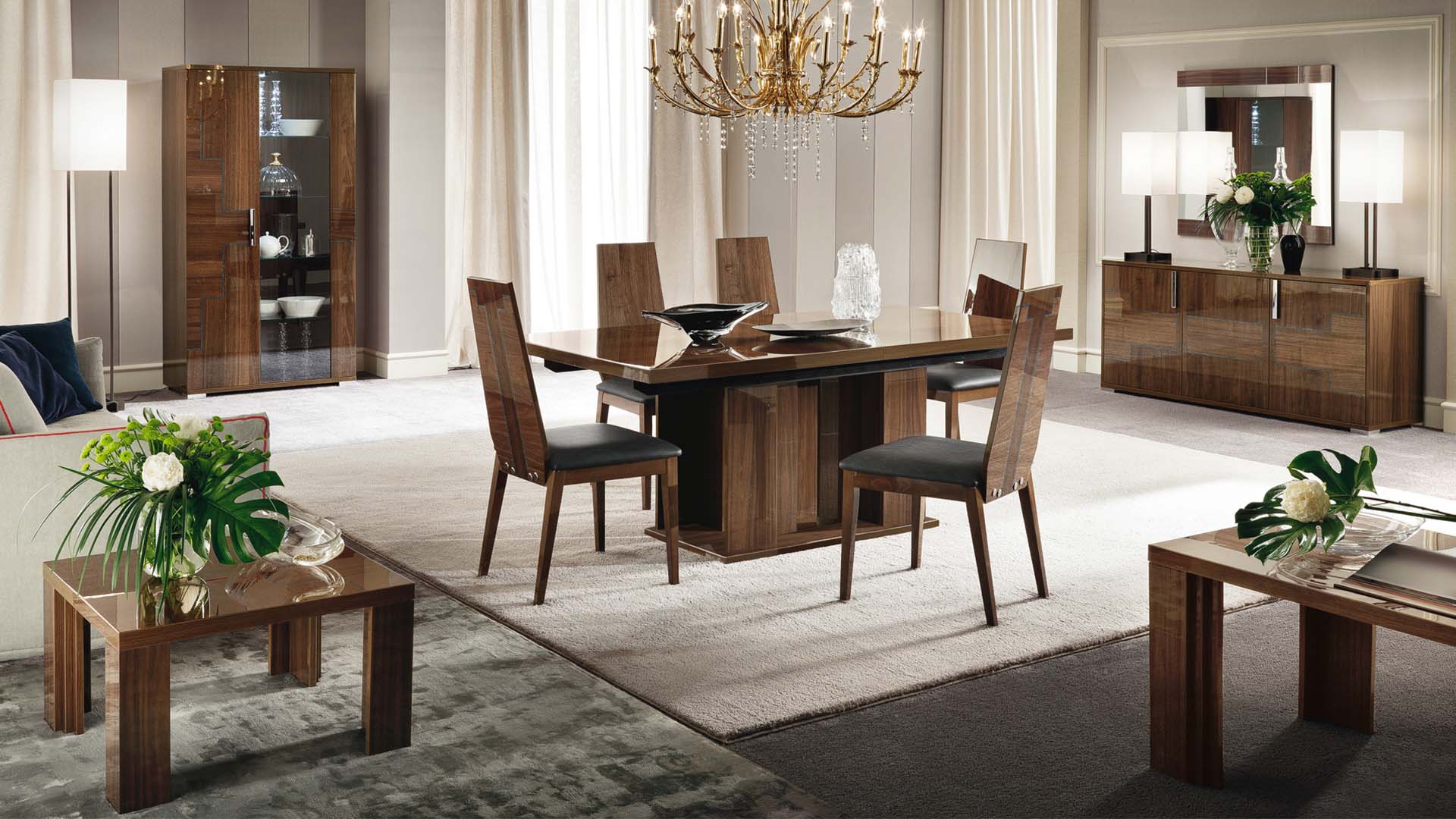 Уютная столовая на кухне Мебель Да Винчи